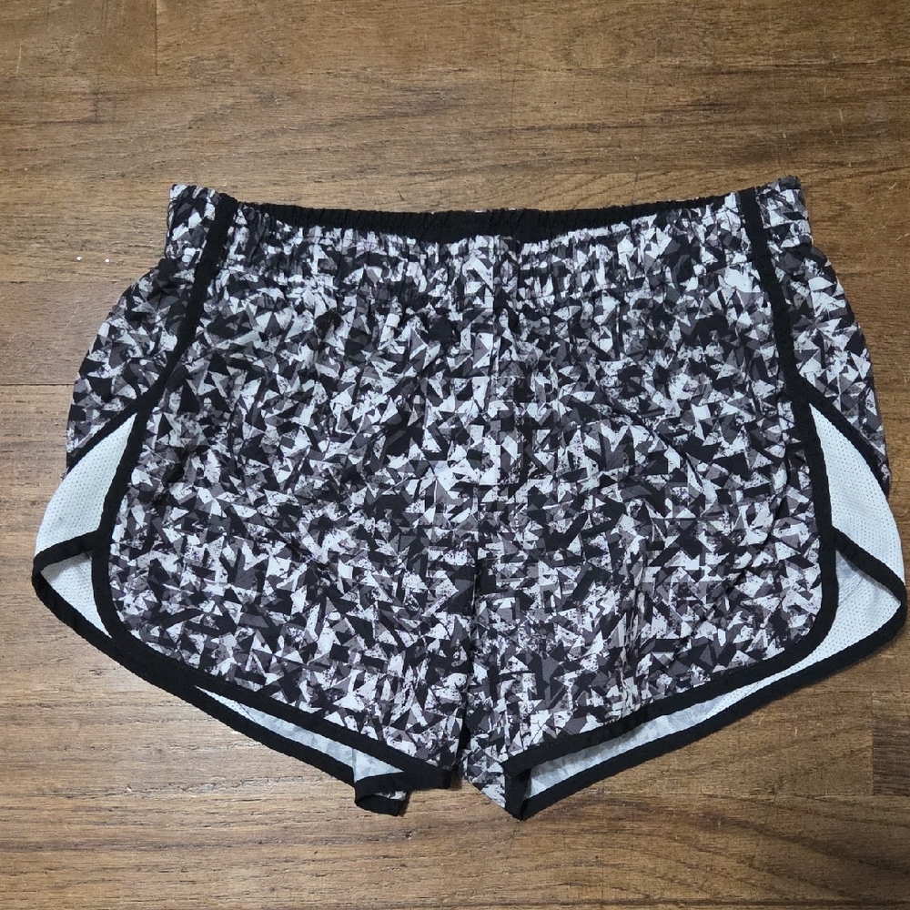 🔴2/$15 Xersion Athletic Shorts